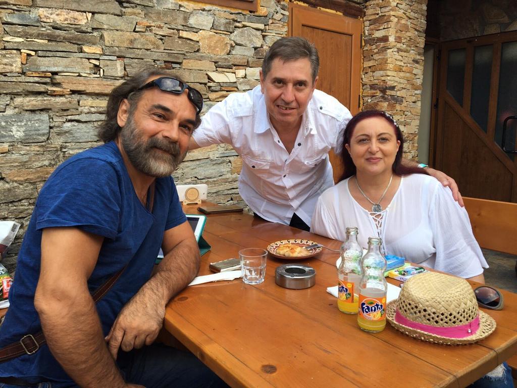 Sharkov Guest House Dolen  Bagian luar foto